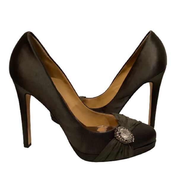 ‎BADGLEY MISCHKA “ODELL” BLACK SATIN PLATFORM HEELS SIZE 8.5 - Picture 1 of 12